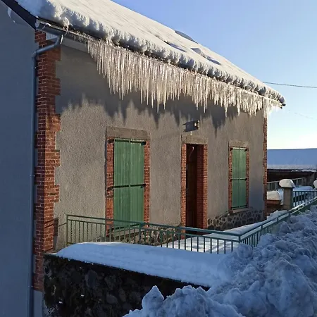 Tatil Evi Maison Renovee A Saint-cernin, 4 Chambres, Terrasse, Garage, Proche Volcans Auvergne - Fr-1-742-239